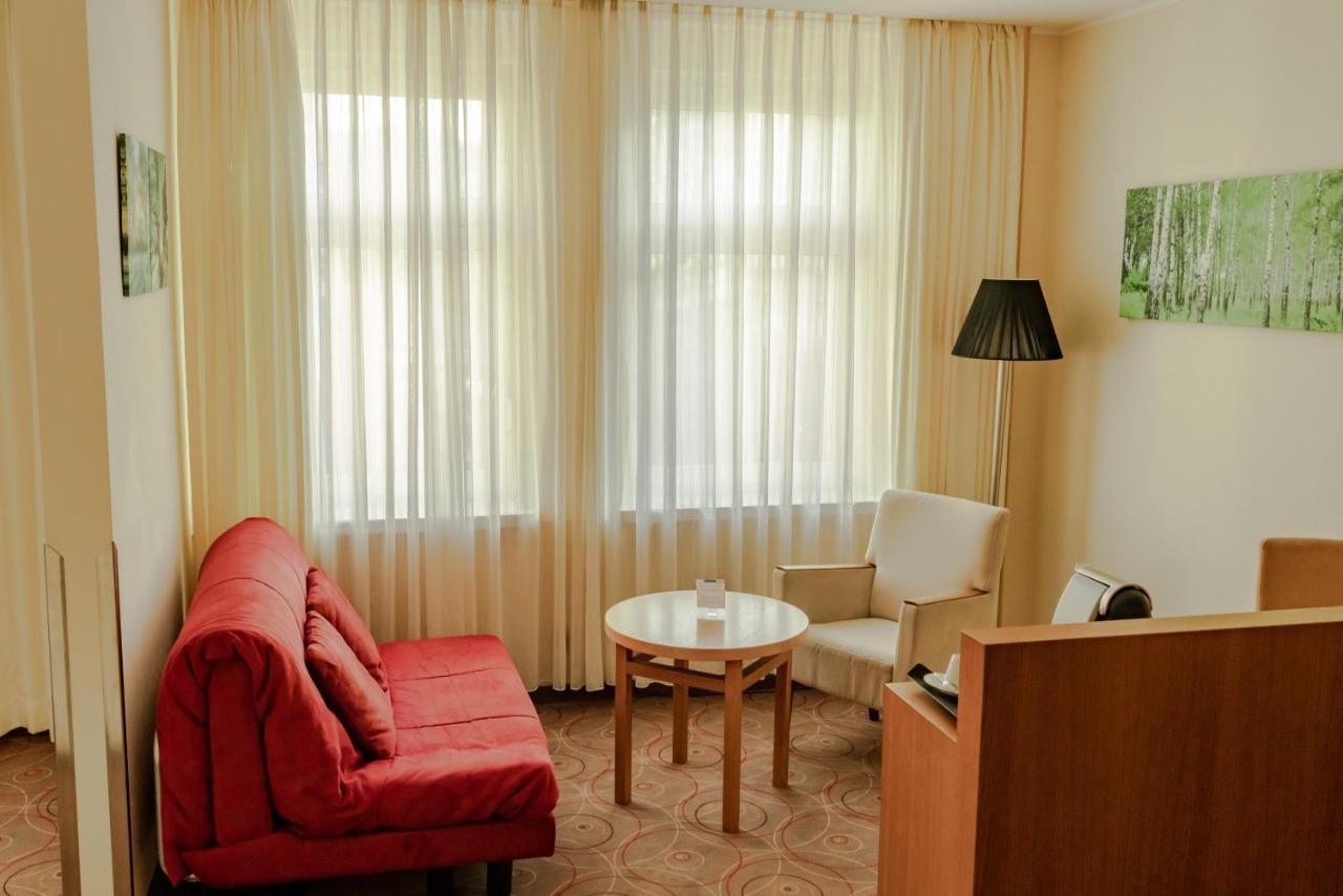 Hotel Blauer Engel アウエ エクステリア 写真