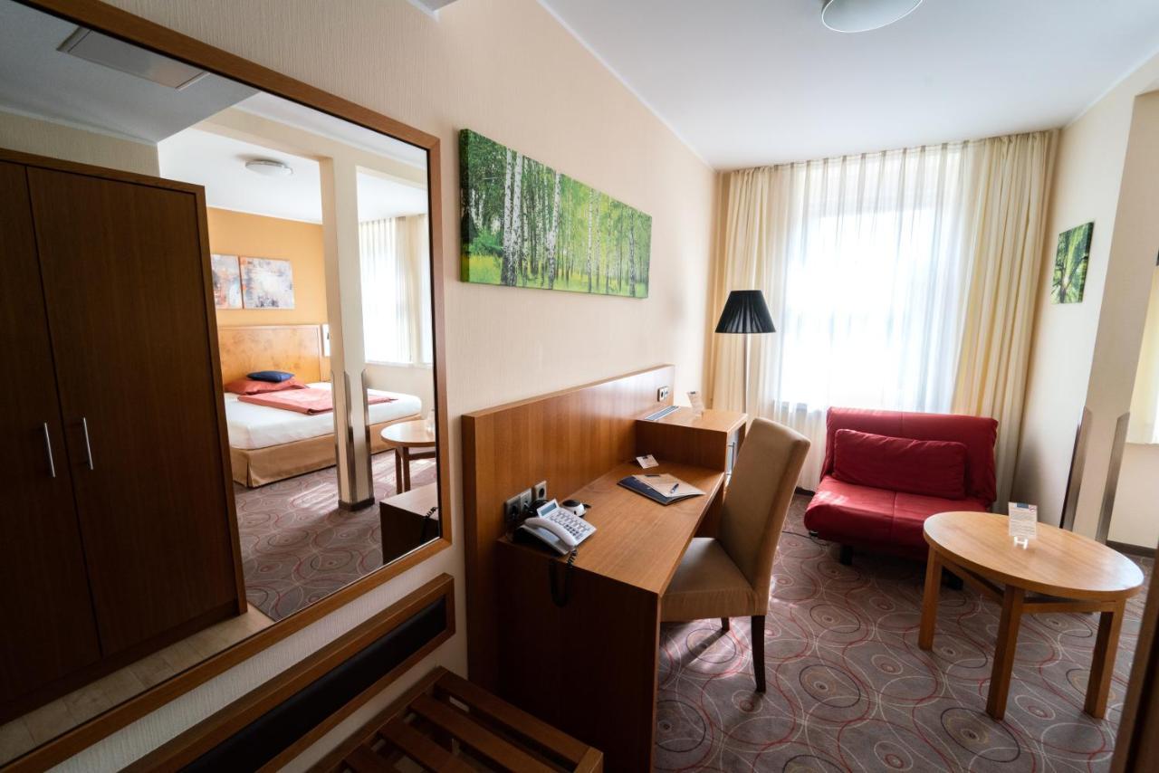 Hotel Blauer Engel アウエ エクステリア 写真